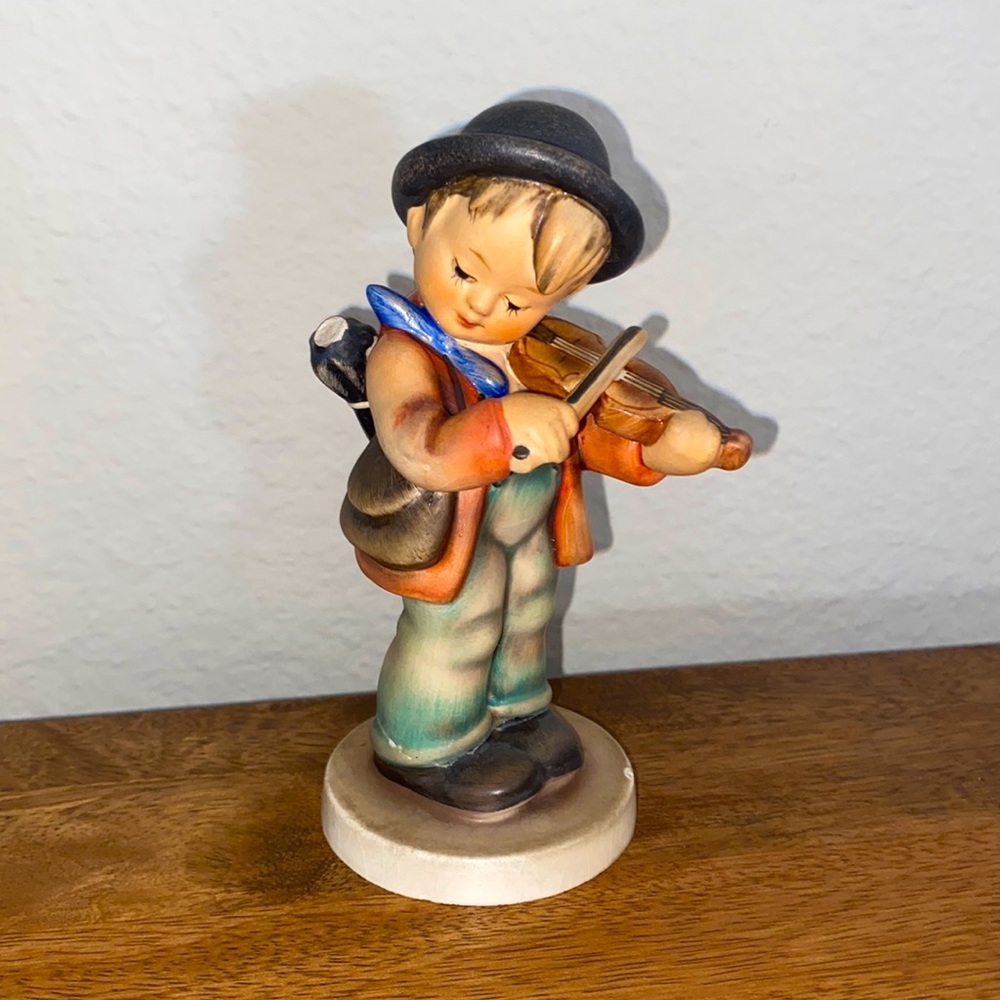 Hummel Little Fiddler